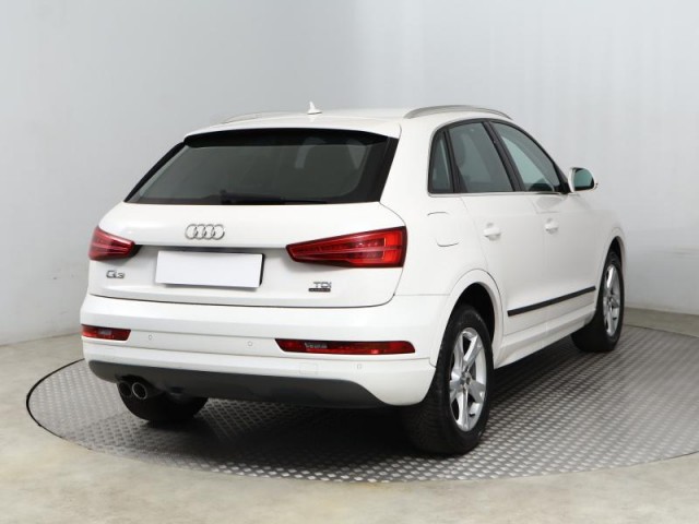 Audi Q3  2.0 TDI 