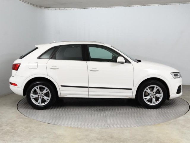 Audi Q3  2.0 TDI 