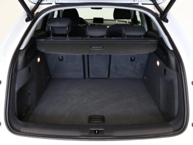 Audi Q3  2.0 TDI 