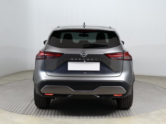 Nissan Qashqai  1.3 DIG-T MHEV N-Connecta