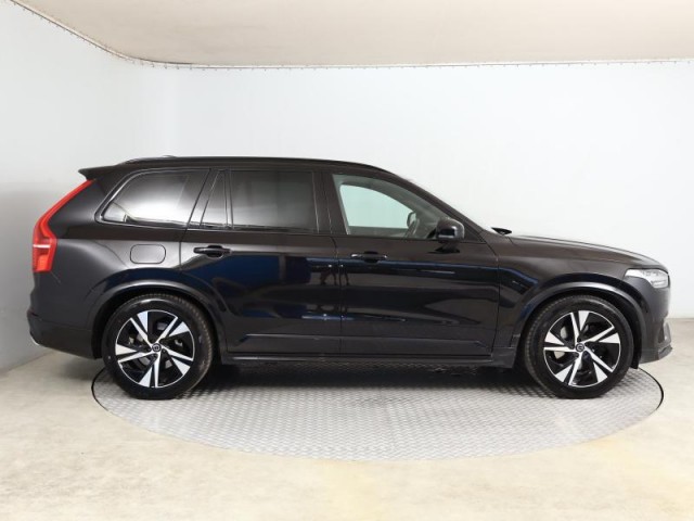 Volvo XC90  B5 AWD R-Design