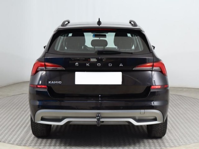 Škoda Kamiq  1.0 TSI Ambition