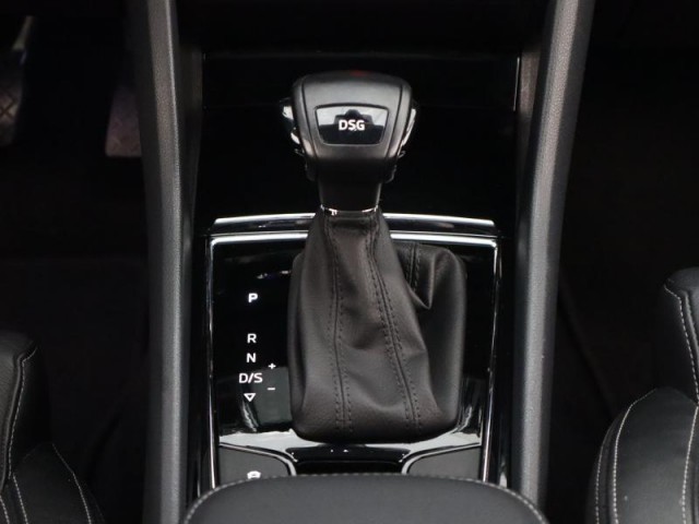 Škoda Karoq  1.6 TDI Style Plus