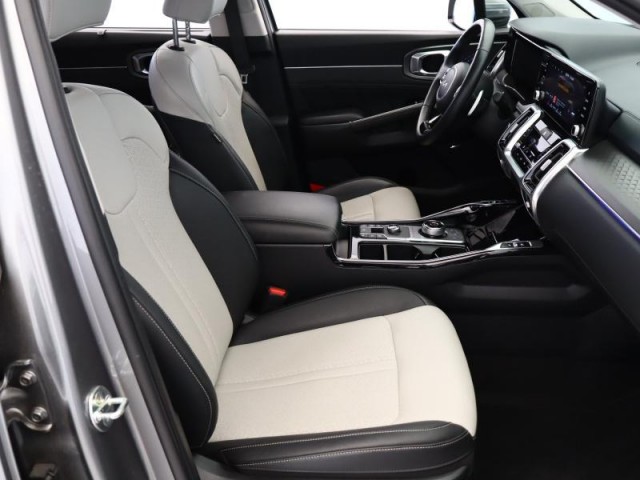 Kia Sorento  2.2 CRDi 