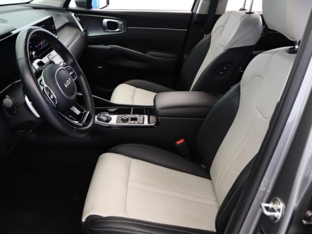Kia Sorento  2.2 CRDi 