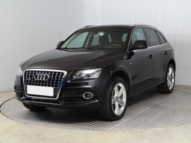 Audi Q5  2.0 TDI 