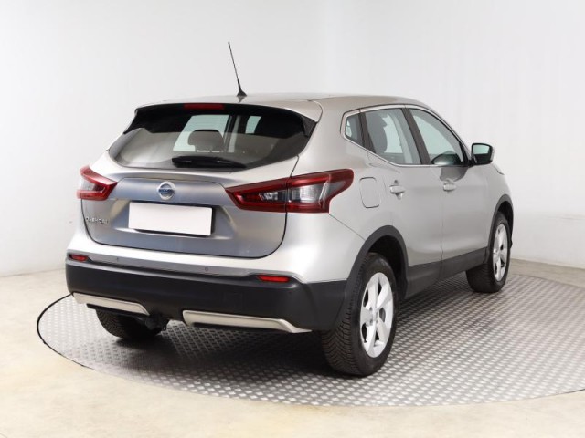 Nissan Qashqai  1.3 DIG-T 