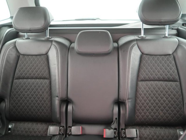 Škoda Karoq  1.5 TSI Ambition Plus
