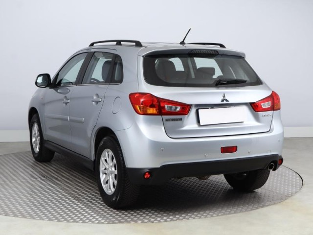 Mitsubishi ASX  1.6 MIVEC 