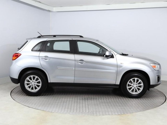 Mitsubishi ASX  1.6 MIVEC 
