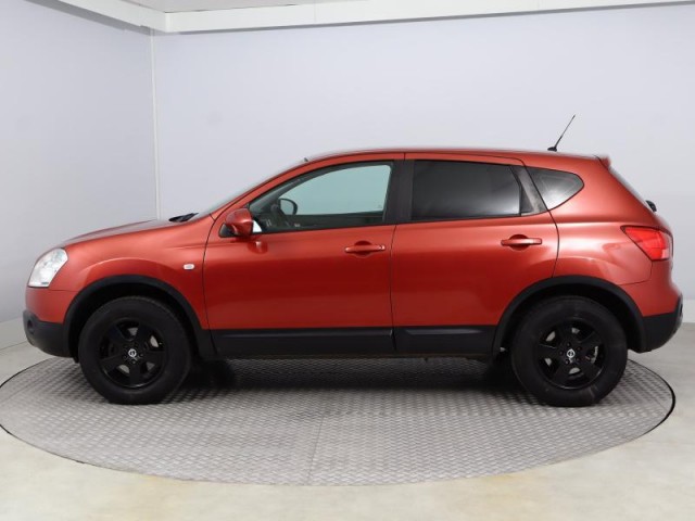 Nissan Qashqai  1.6 