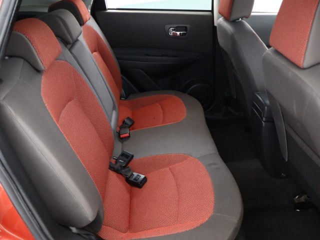 Nissan Qashqai  1.6 
