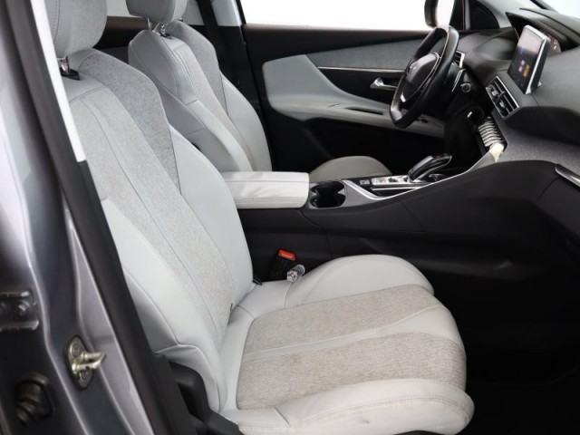 Peugeot 3008  1.6 BlueHDi 