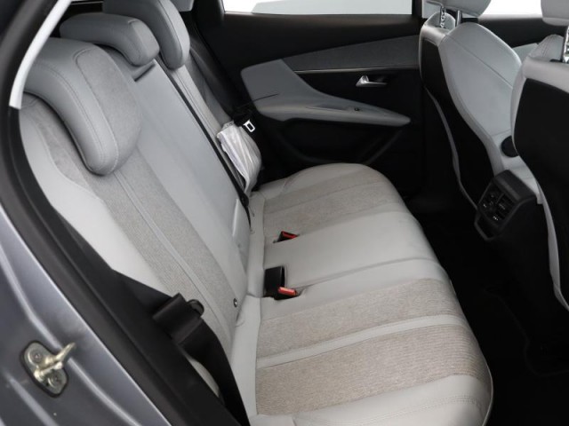 Peugeot 3008  1.6 BlueHDi 