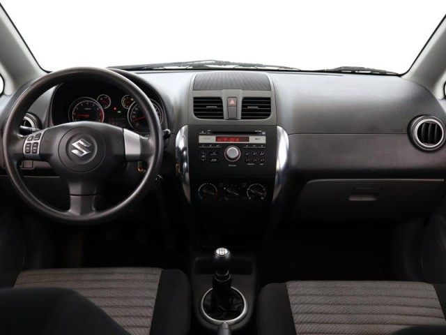 Suzuki SX4  1.6 VVT 