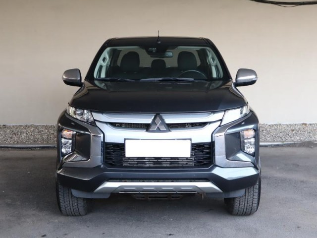 Mitsubishi L200  2.2 DI-D 