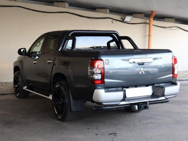 Mitsubishi L200  2.2 DI-D 