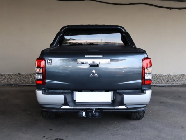 Mitsubishi L200  2.2 DI-D 