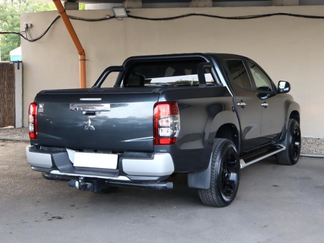 Mitsubishi L200  2.2 DI-D 