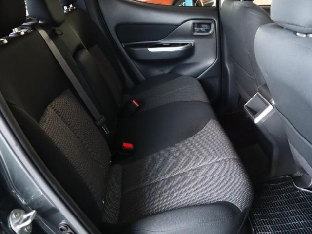 Mitsubishi L200  2.2 DI-D 