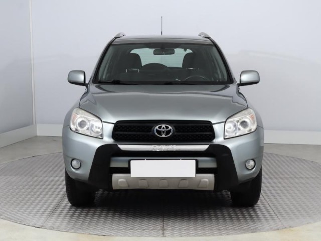 Toyota RAV 4  2.0 VVT-i 