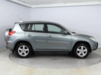 Toyota RAV 4  2.0 VVT-i 