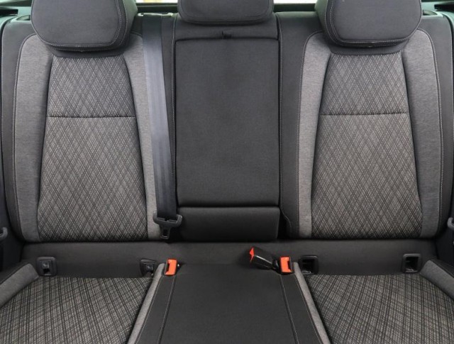 Škoda Karoq  1.0 TSI Ambition Plus