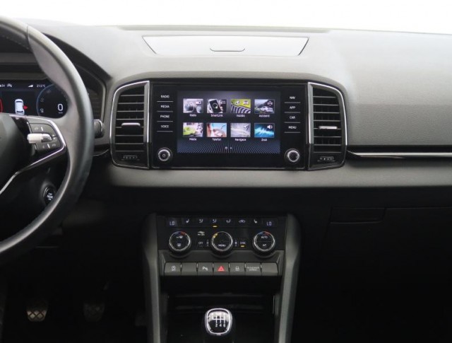 Škoda Karoq  1.0 TSI Ambition Plus