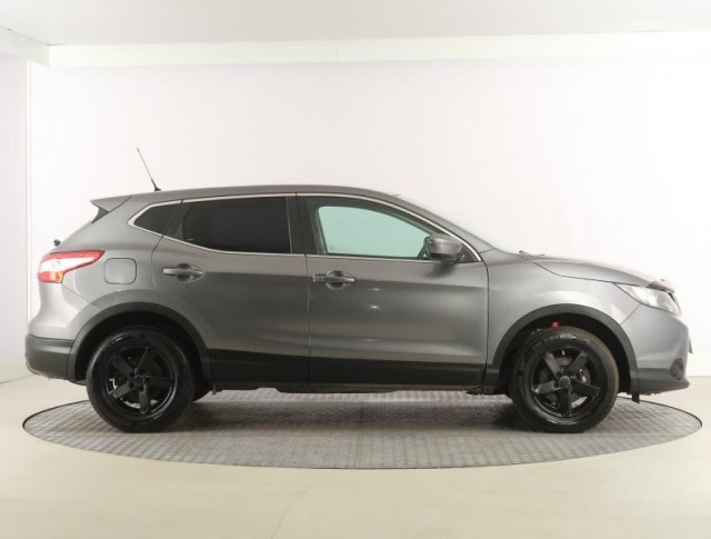 Nissan Qashqai  1.2 DIG-T 