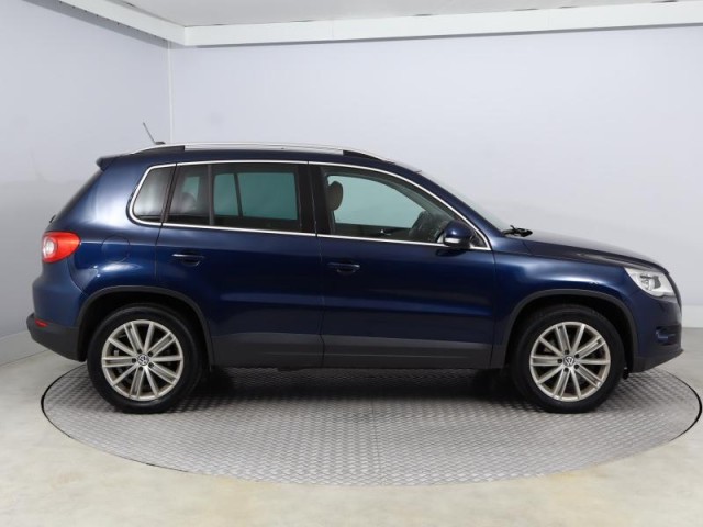 Volkswagen Tiguan  2.0 TDI 