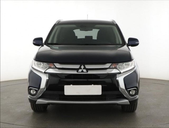 Mitsubishi Outlander  2.2 DI-D 