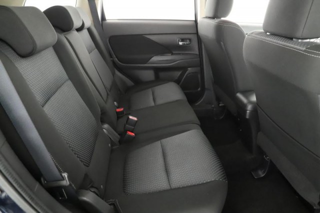 Mitsubishi Outlander  2.2 DI-D 