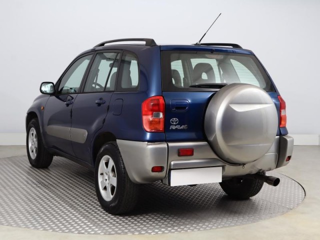 Toyota RAV 4  2.0 VVT-i 