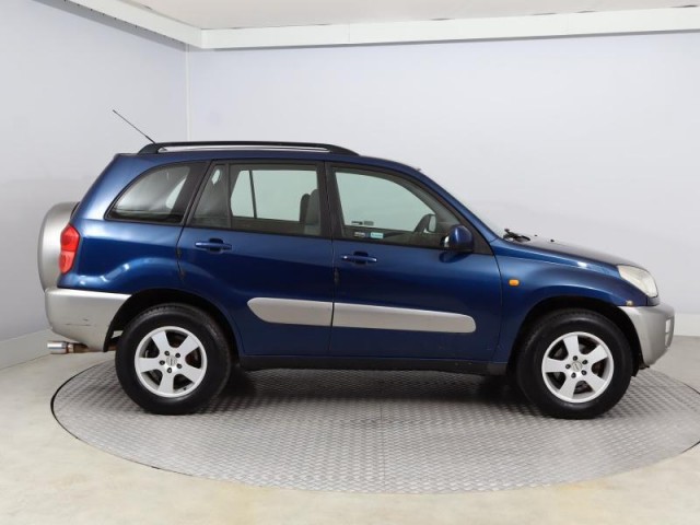 Toyota RAV 4  2.0 VVT-i 