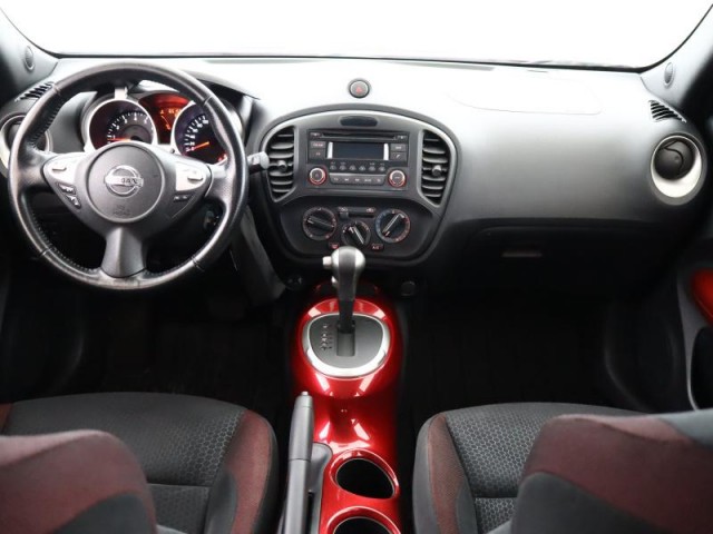 Nissan Juke  1.6 i 