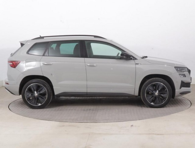 Škoda Karoq  1.5 TSI Sportline