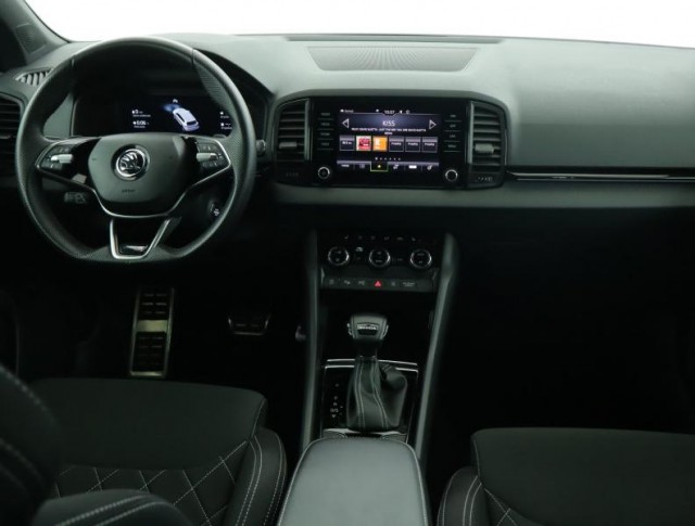 Škoda Karoq  1.5 TSI Sportline