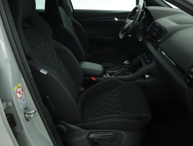 Škoda Karoq  1.5 TSI Sportline