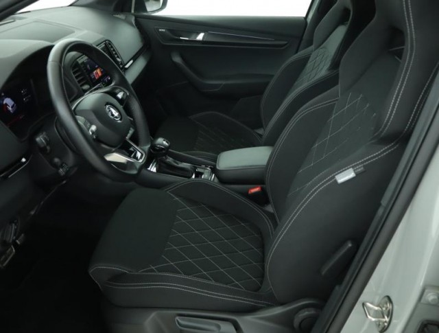 Škoda Karoq  1.5 TSI Sportline