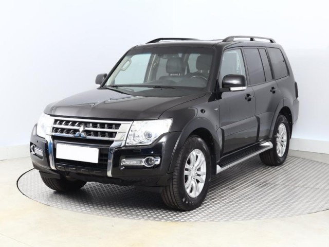 Mitsubishi Pajero  3.2 DI-D 