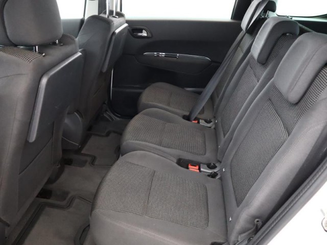 Peugeot 5008  1.6 BlueHDi 