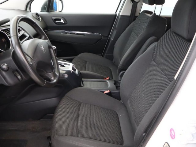 Peugeot 5008  1.6 BlueHDi 