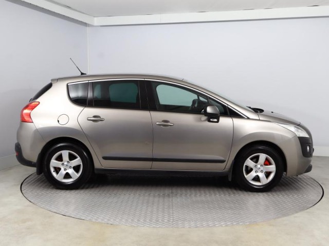 Peugeot 3008  1.6 HDi 