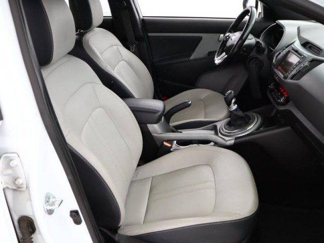 Kia Sportage  1.7 CRDi 