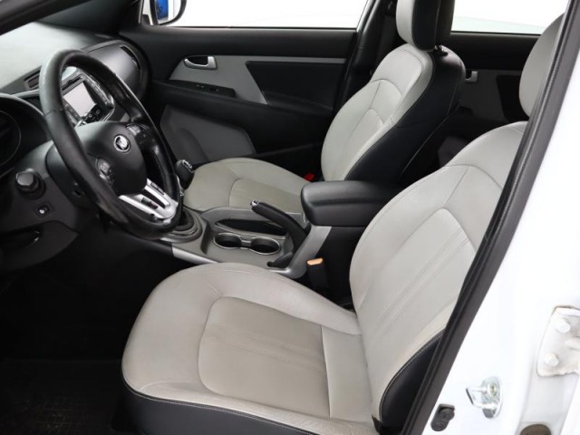 Kia Sportage  1.7 CRDi 