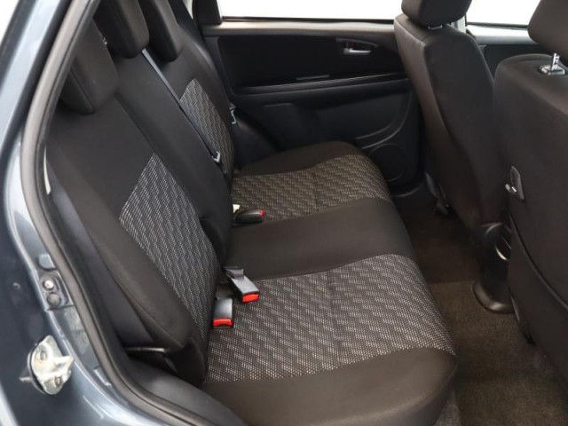 Suzuki SX4  1.6 VVT 