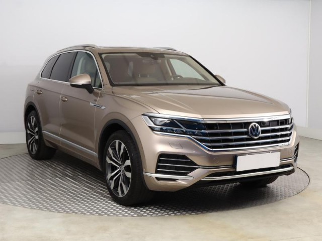 Volkswagen Touareg  3.0 TDI 