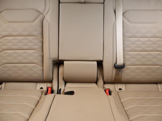 Volkswagen Touareg  3.0 TDI 