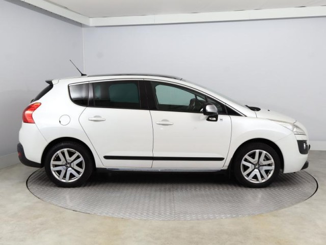 Peugeot 3008  Hybrid4 
