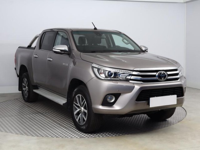 Toyota Hilux  2.4 D-4D Executive